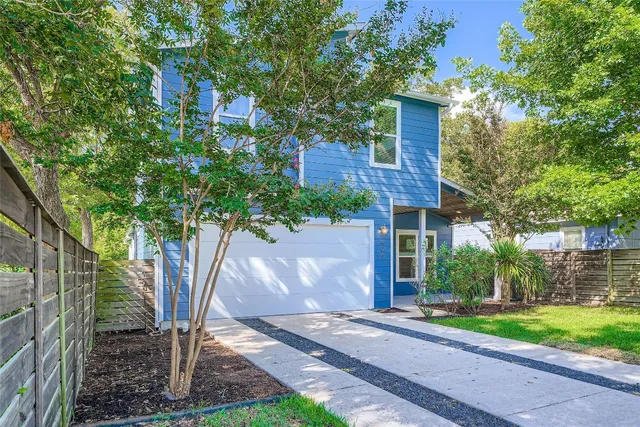 $3,650 | 405 West Croslin Street, Austin, TX 78752