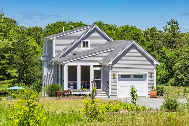 $1,825,000 | 410 Blueberry Pond Drive, Brewster, MA 02631