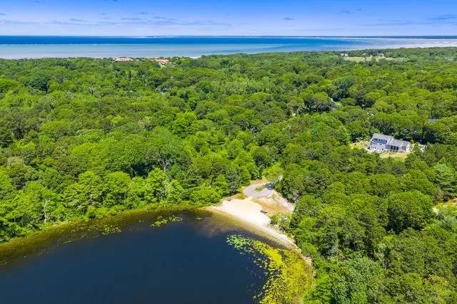 $1,825,000 | 410 Blueberry Pond Drive, Brewster, MA 02631