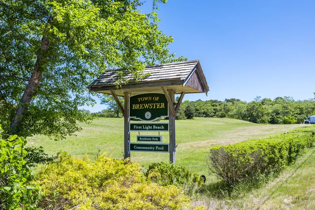 $1,825,000 | 410 Blueberry Pond Drive, Brewster, MA 02631