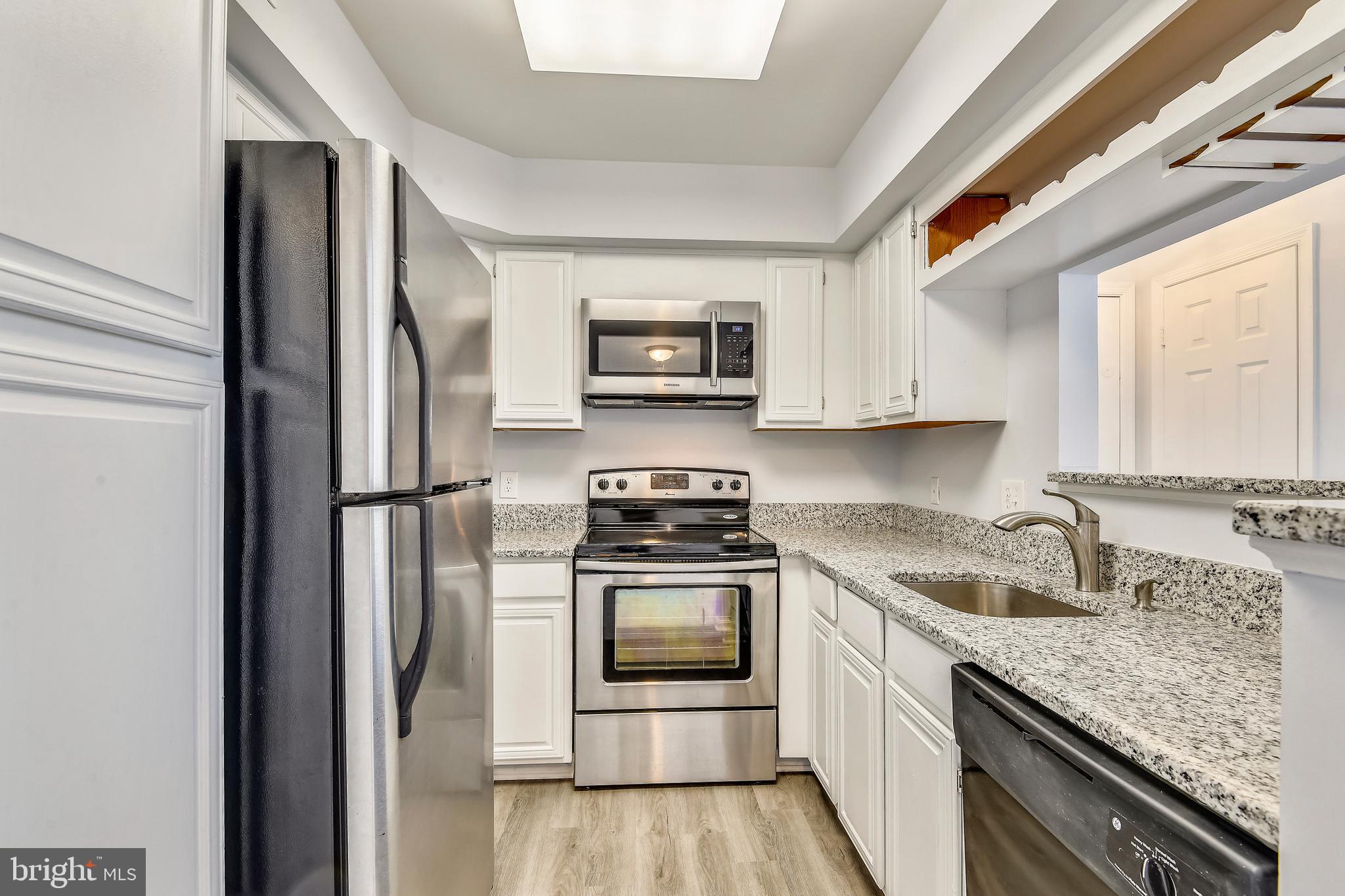 2229 Lovedale Lane, Unit 305B I Reston, VA 20191 - Photo 9 of 51 Kitchen