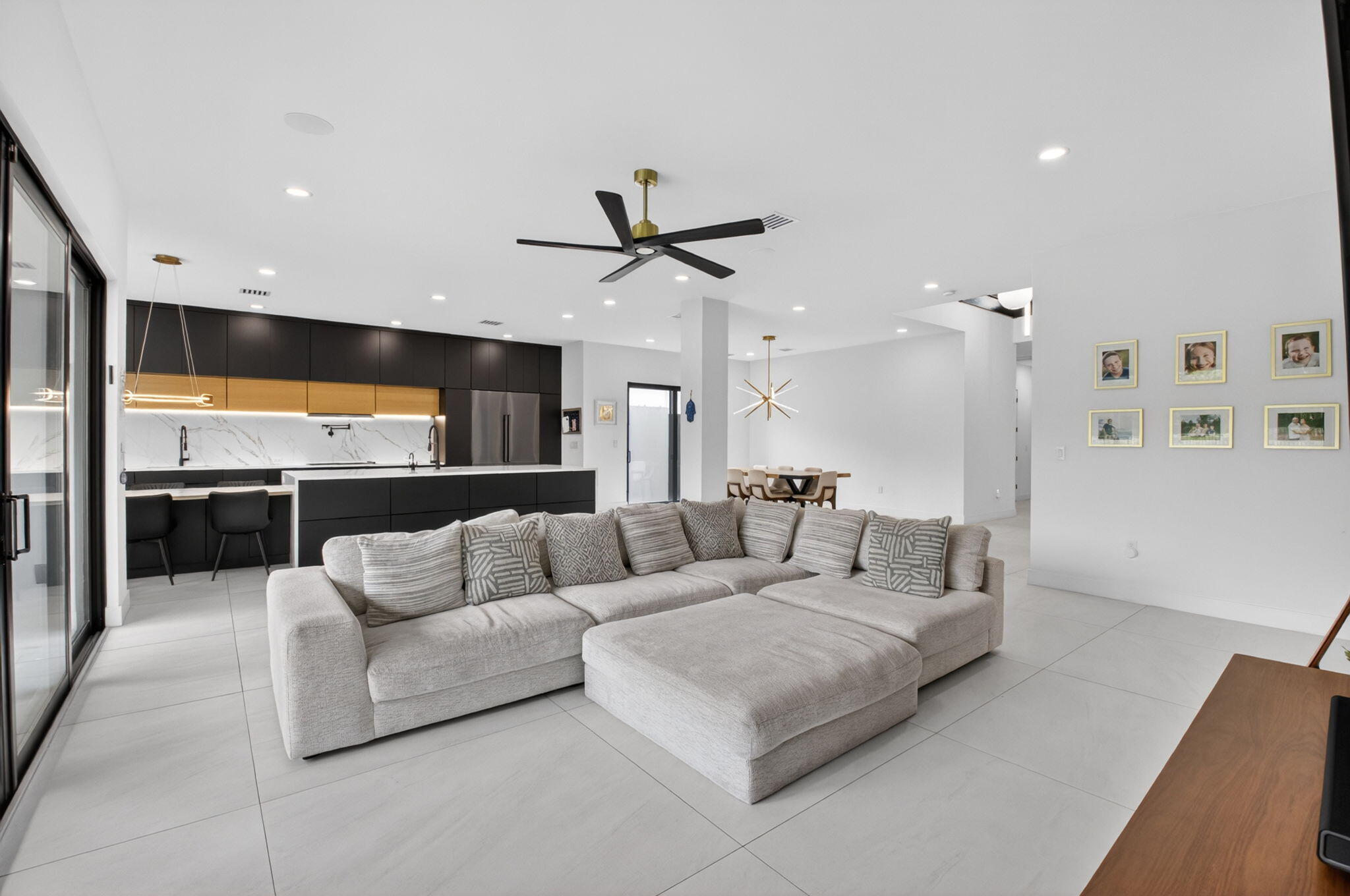 8845 Skyward Street Boca Raton, FL 33496 - Photo 14 of 110 18-web-or-mls-DSC_9458