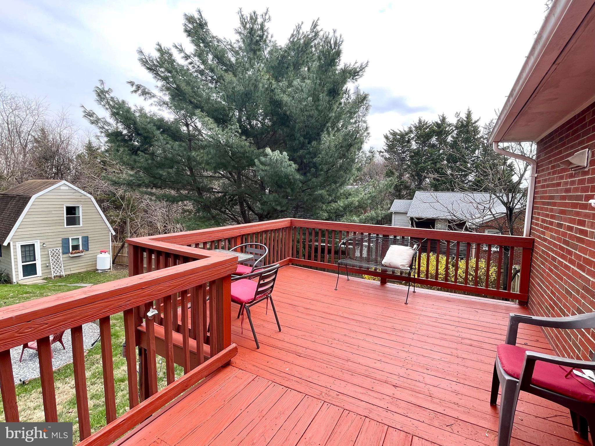28321 Kemptown Road Damascus, MD 20872 - Photo 34 of 57 a outdoor view with sitting space and trees