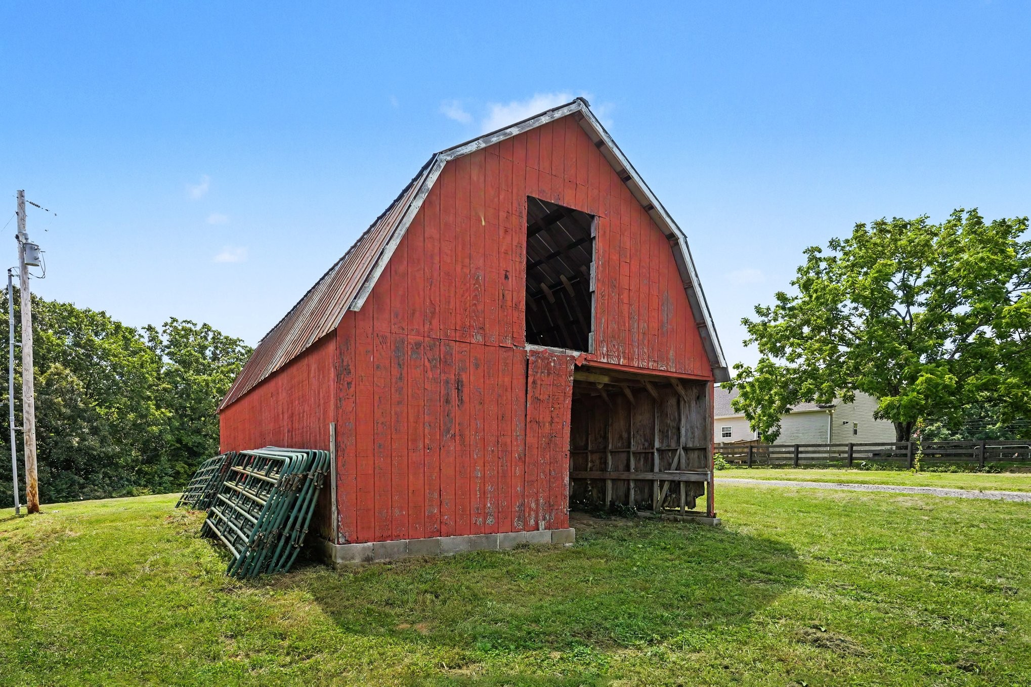 609 Stacy Road White Bluff, TN 37187 - Photo 18 of 36