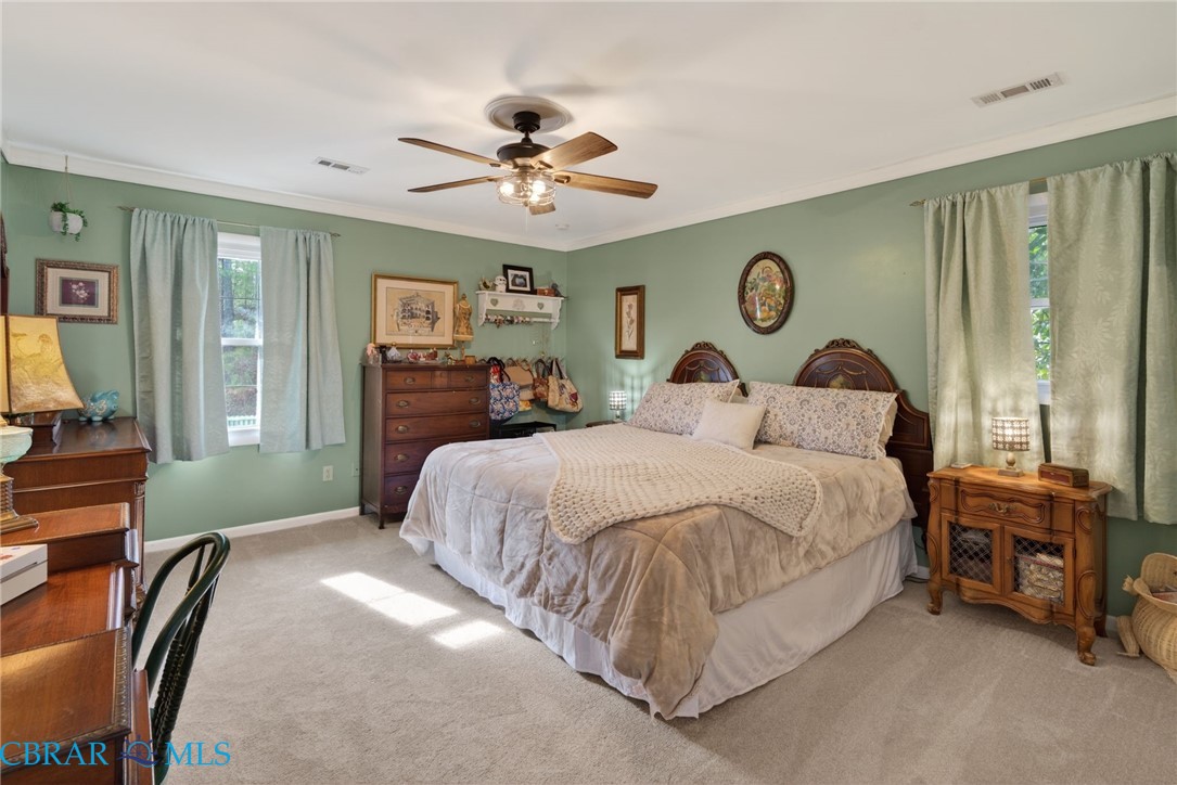 10083 Burkes Pond Road North, VA 23128 - Photo 8 of 38