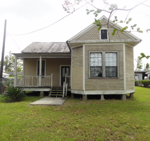 2176 River Road Berwick, LA 70342 - Photo 1 of 1
