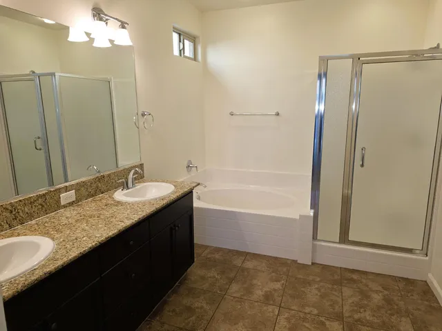 $2,495 | 3479 Sussex Avenue, Clovis, CA 93619