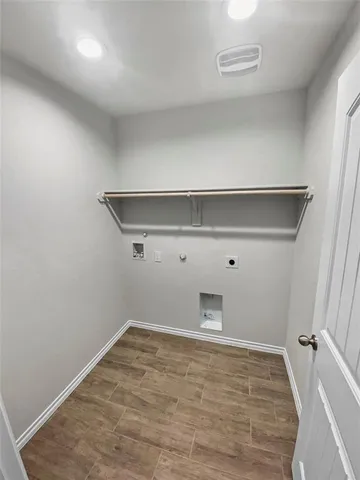 $1,965 | 9909 Mescalbean Boulevard, Crowley, TX 76036