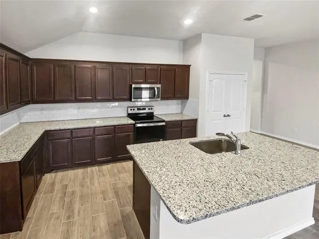 $1,965 | 9909 Mescalbean Boulevard, Crowley, TX 76036