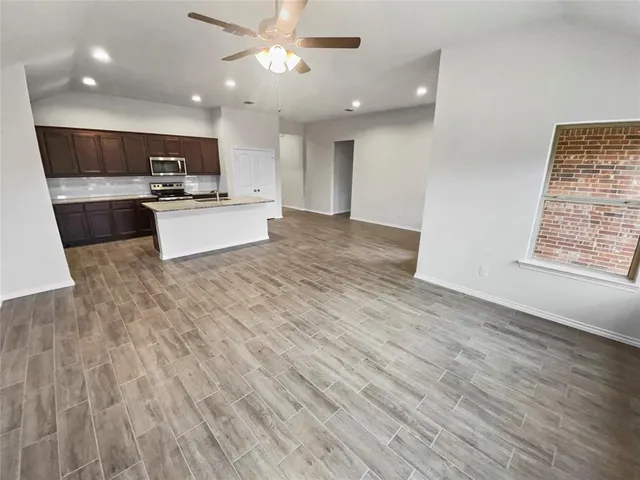 $1,965 | 9909 Mescalbean Boulevard, Crowley, TX 76036