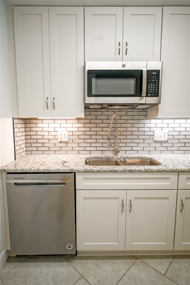 1502 Pullen Road, Unit A Tallahassee, FL 32303 - Photo 3 of 30