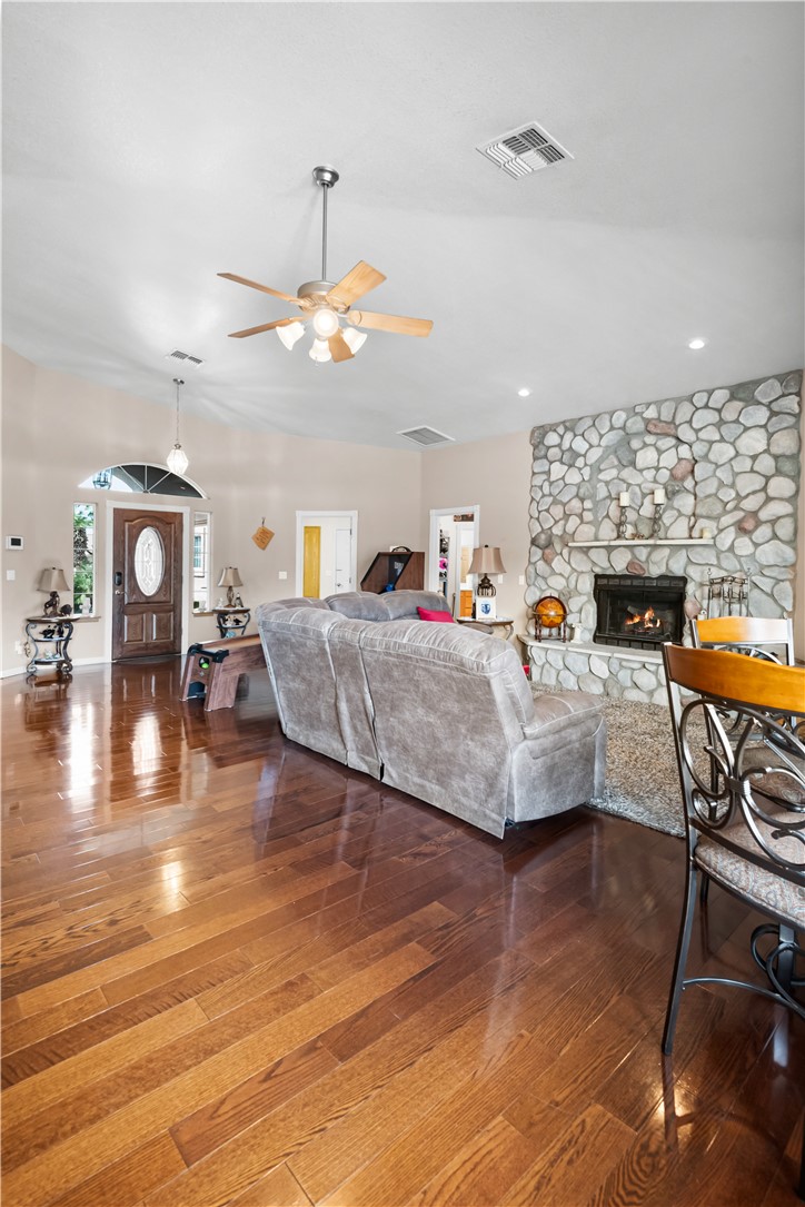 2898 Mountain Trail Road Kingman, AZ 86401 - Photo 61 of 75 a living room with furniture and a wooden floor