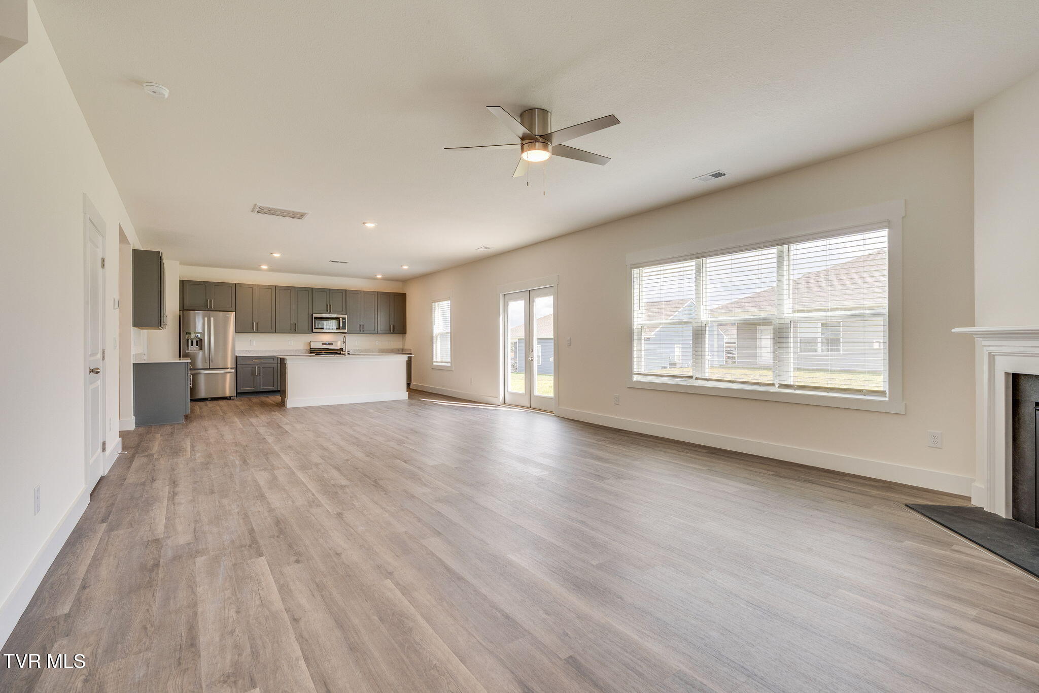 332 Cookie Loop Johnson City, TN 37615 - Photo 13 of 50 011