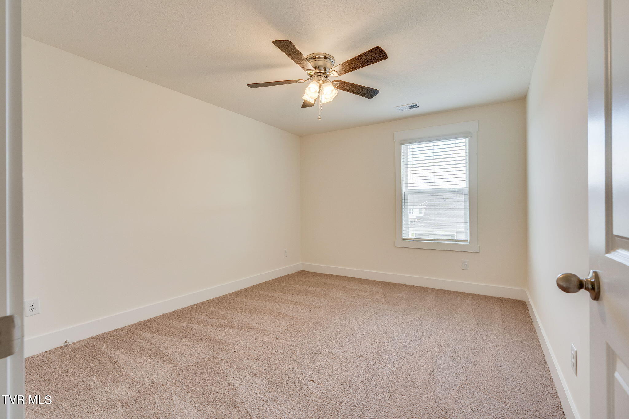 332 Cookie Loop Johnson City, TN 37615 - Photo 29 of 50 027