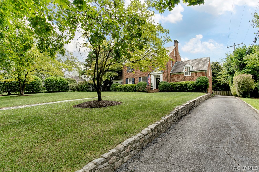 3811 Dover Road Richmond, VA 23221 - Photo 2 of 42 Gallery Image 2