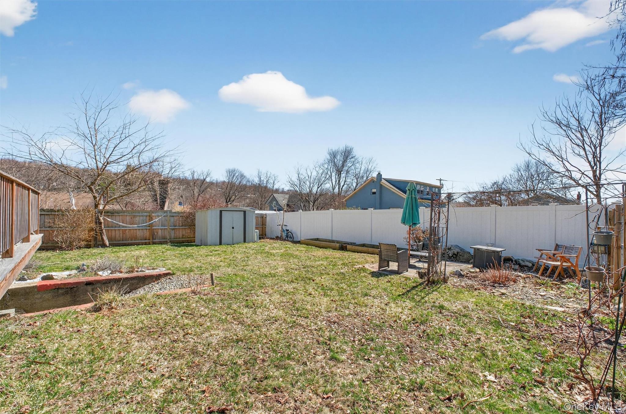 175 Terry Hill Road Carmel, NY 10512 - Photo 26 of 33 a backyard of a house