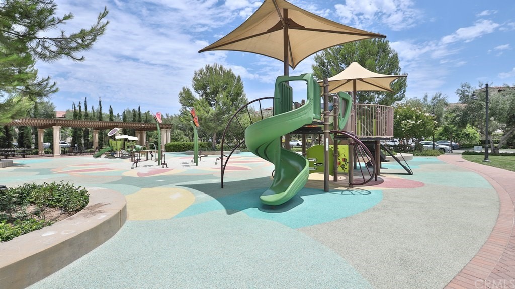 105 Annuals Irvine, CA 92618 - Photo 4 of 6