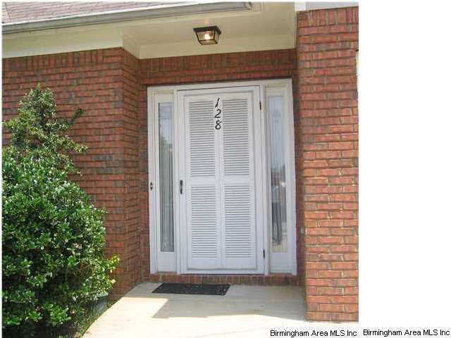 128 Windsor Ridge Drive Pelham, AL 35124 - Photo 3 of 32