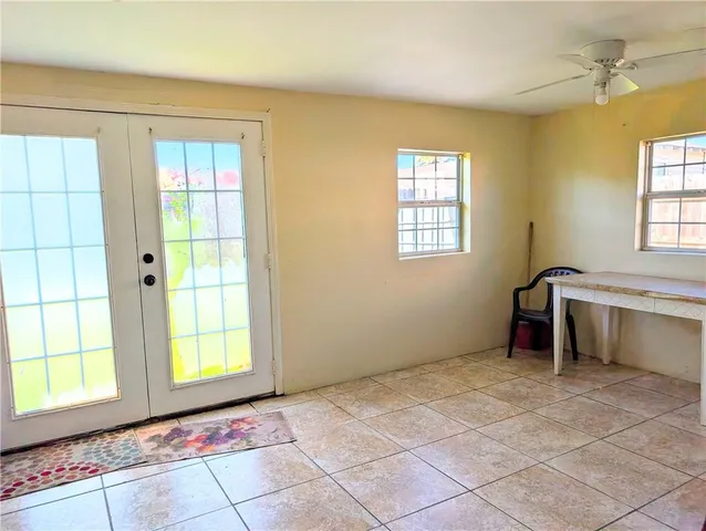 $2,000 | 2552 East Catawba Drive, Harvey, LA 70058