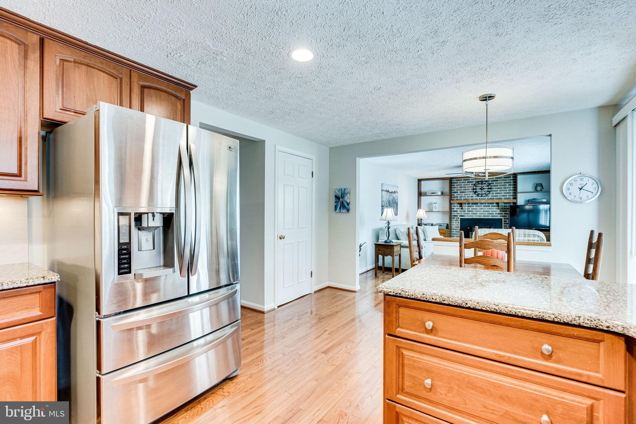 13620 Old Dairy Road Herndon, VA 20171 - Photo 13 of 60 Kitchen