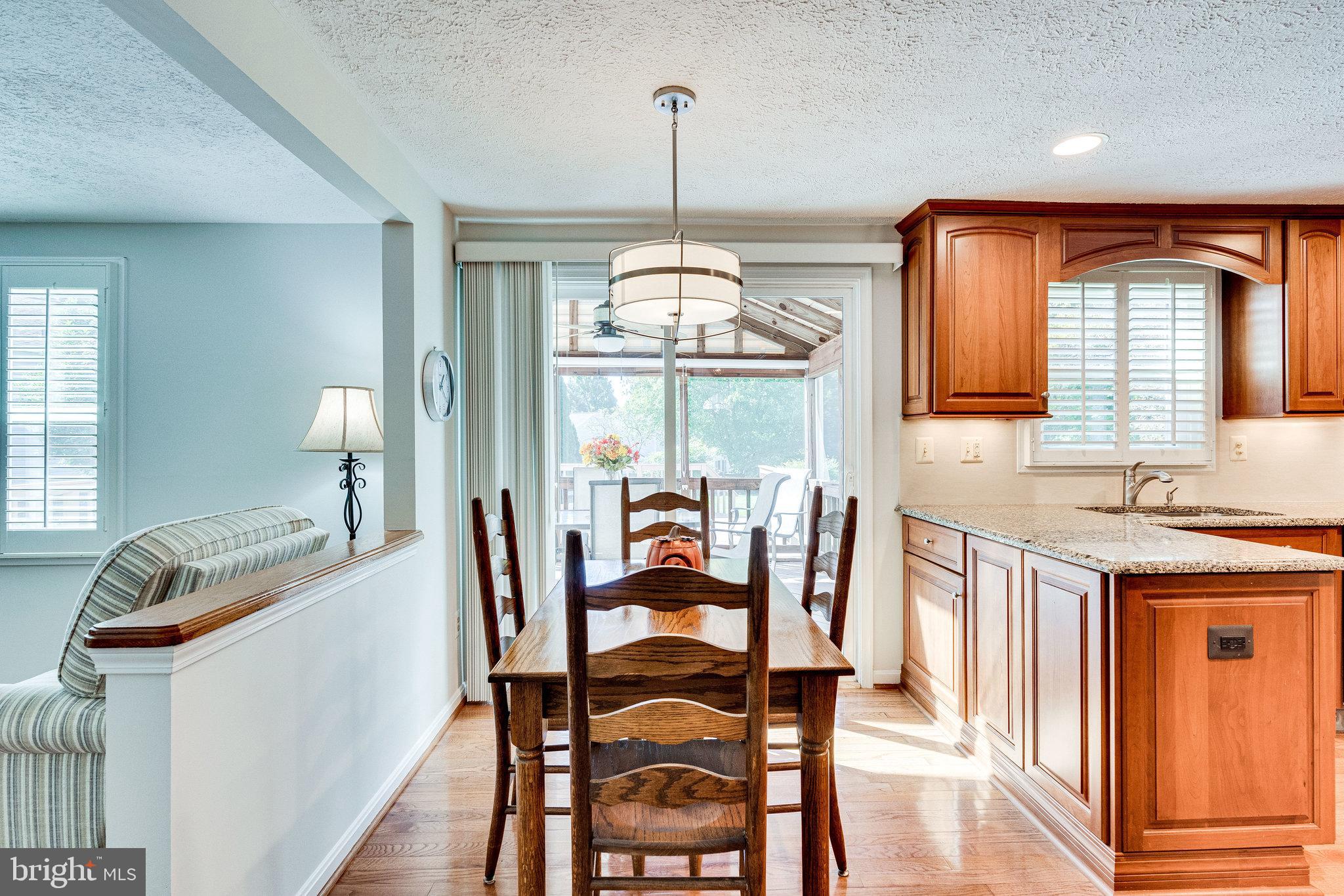 13620 Old Dairy Road Herndon, VA 20171 - Photo 18 of 60