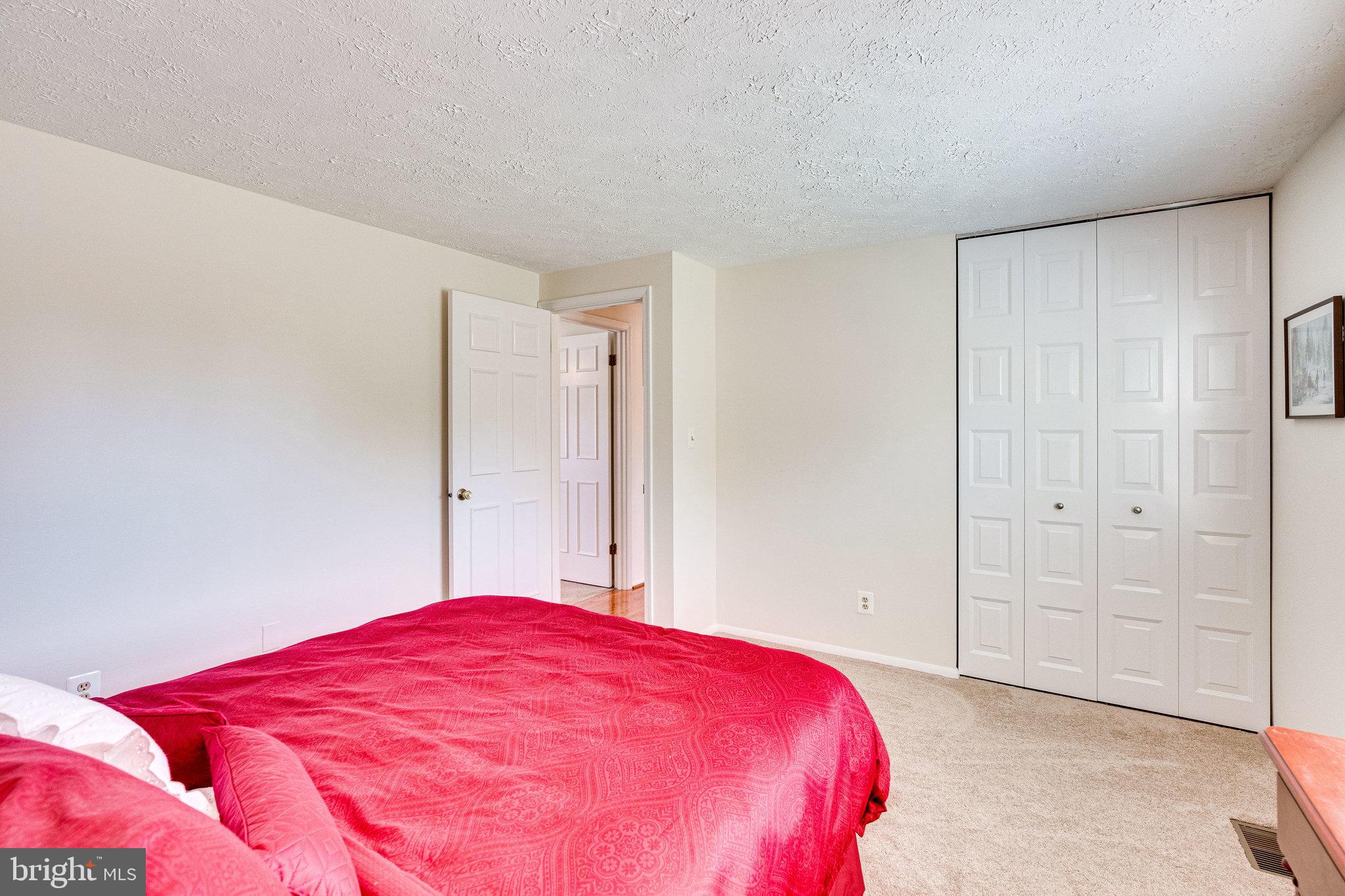 13620 Old Dairy Road Herndon, VA 20171 - Photo 37 of 60