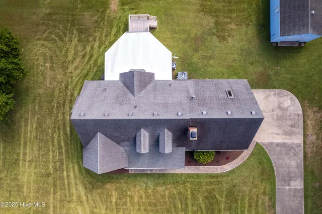 $610,000 | 114 Oxford Road, Moyock, NC 27958