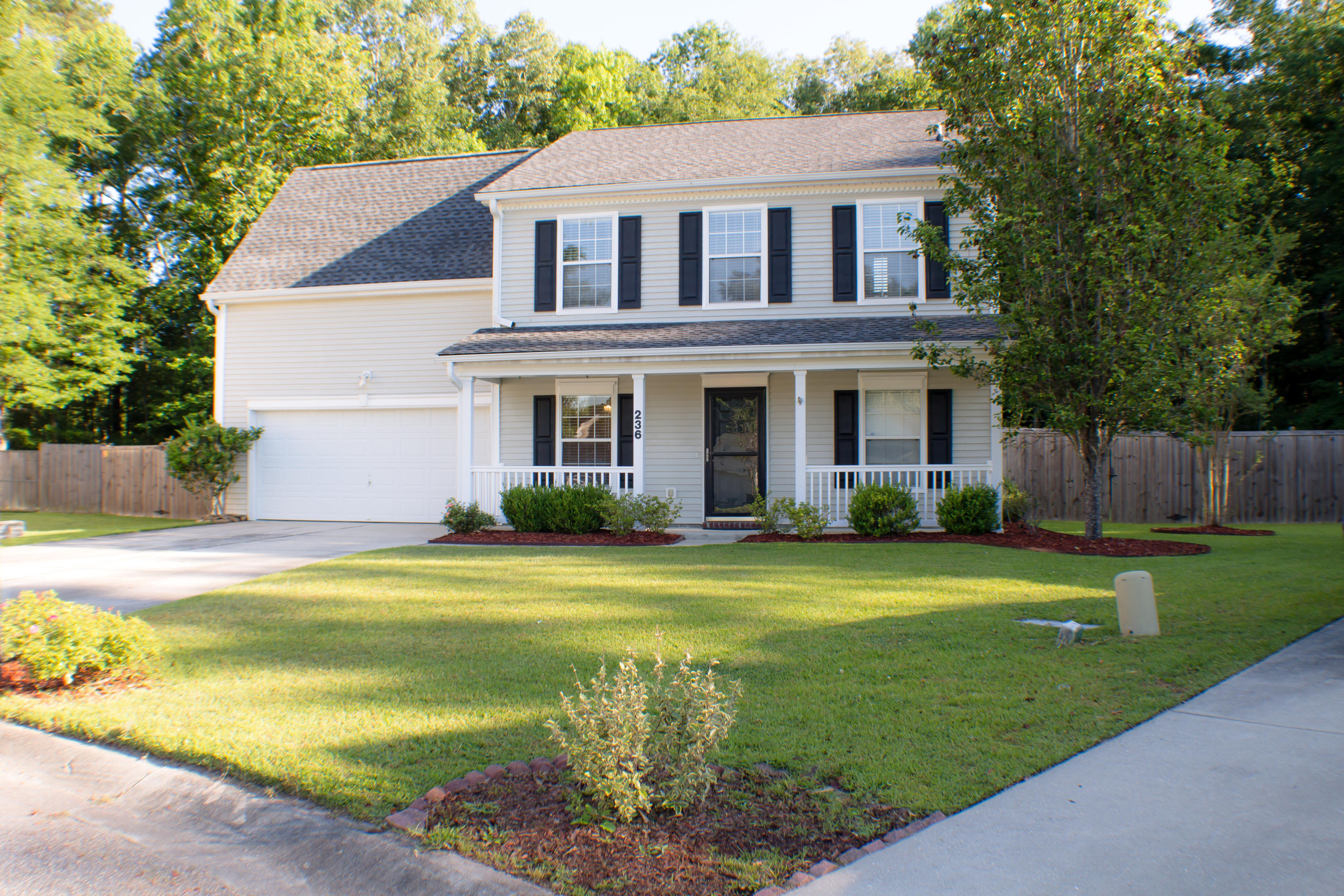 236 Eagle Ridge Road Summerville, SC 29485 - Photo 2 of 66 236EagleRidge-2