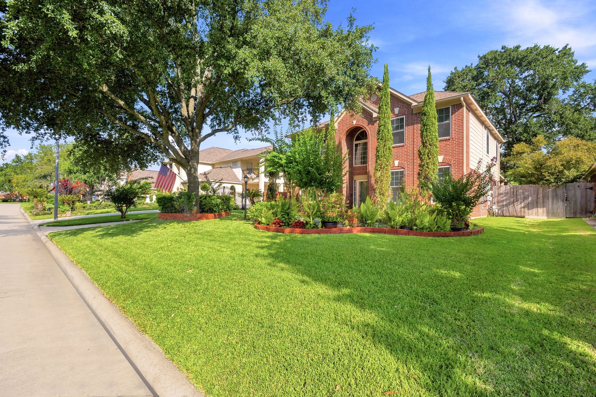 2718 Honeysuckle Walk Spring, TX 77388 - Photo 3 of 44