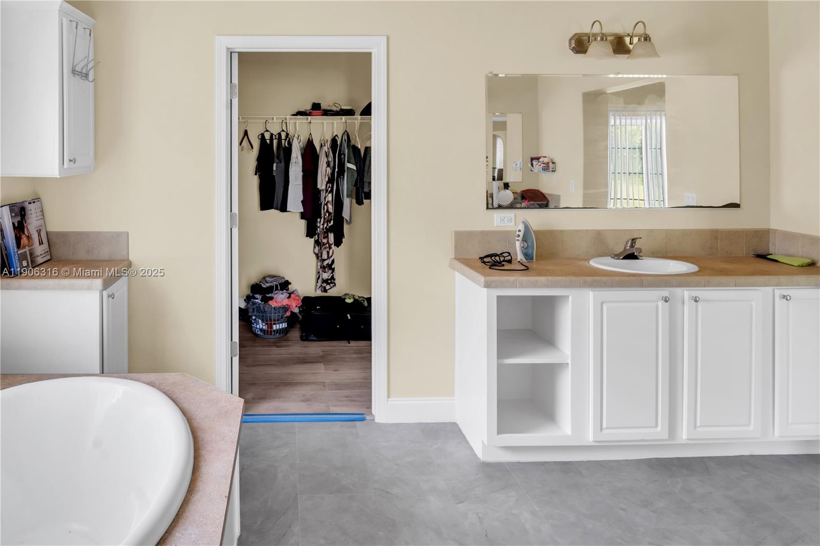 11341 Pruett Road Seffner, FL 33584 - Photo 32 of 50 a view of a living room and a sink