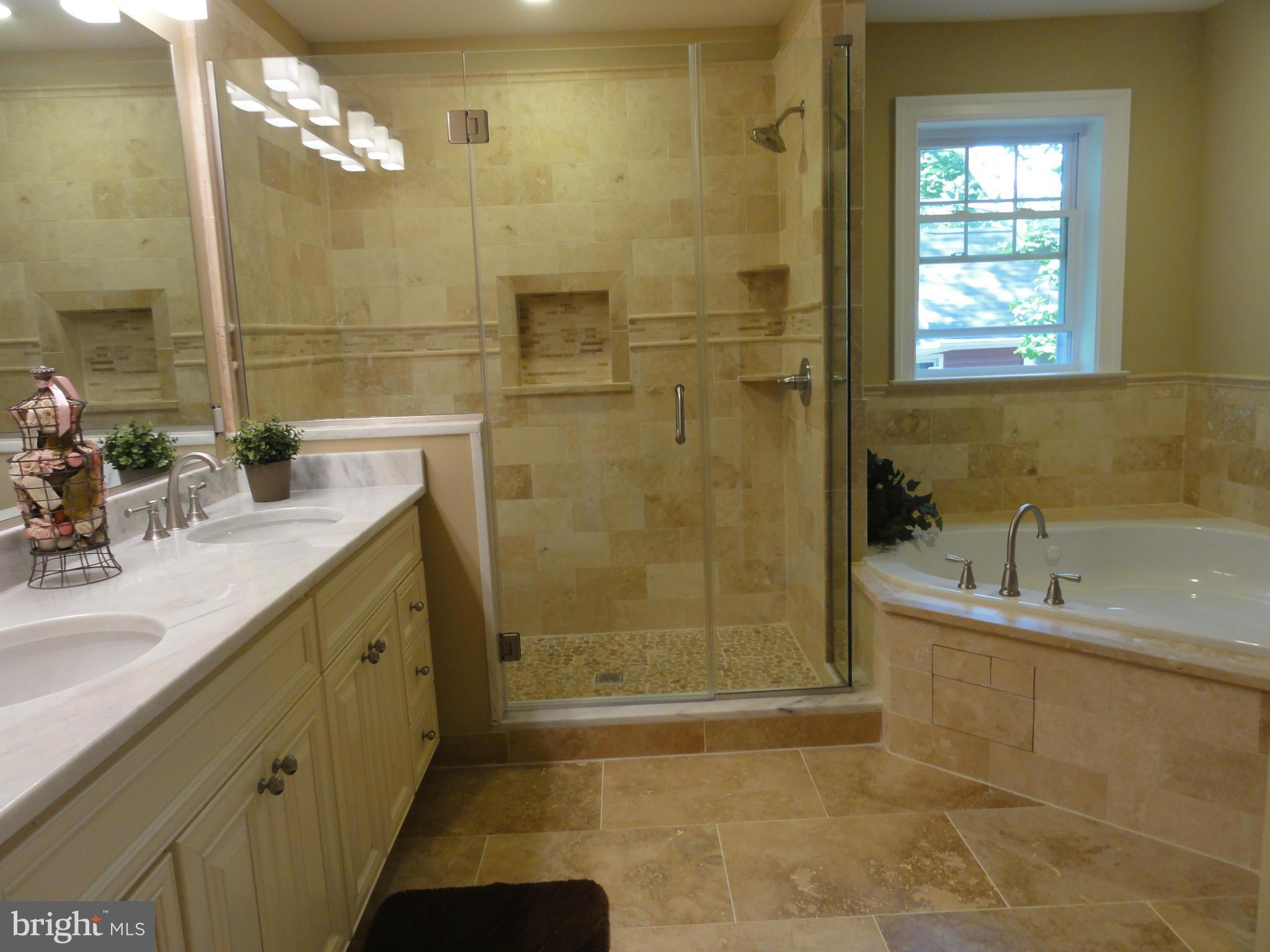 714 Silver Spring Avenue Silver Spring, MD 20910 - Photo 13 of 26 Bath (Master)