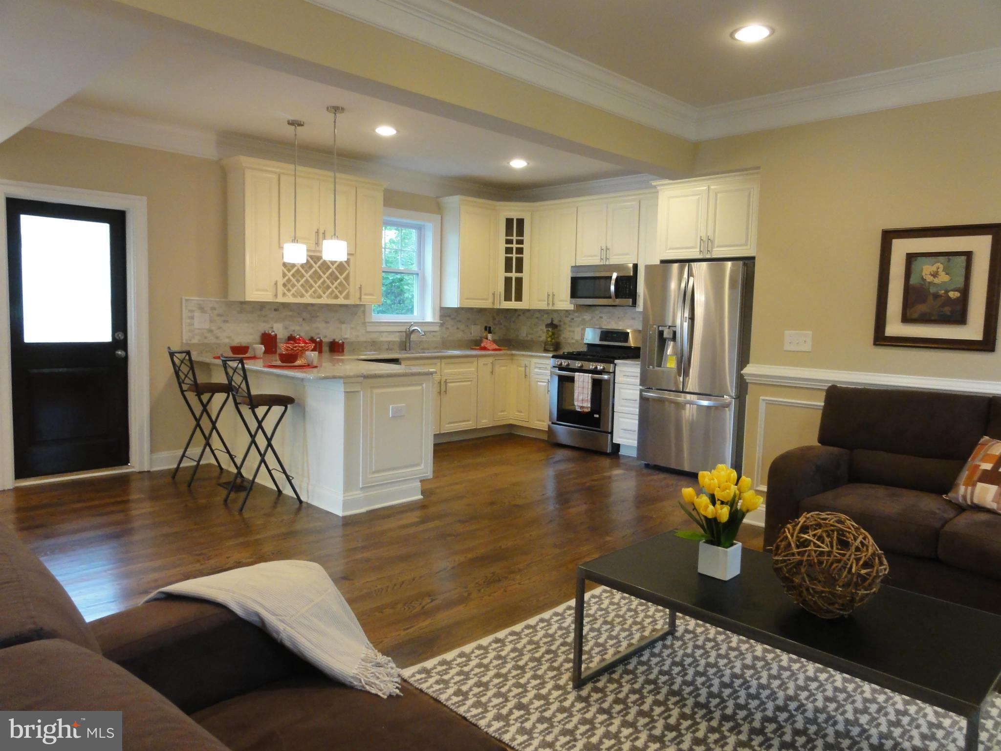 714 Silver Spring Avenue Silver Spring, MD 20910 - Photo 5 of 26 Family Room