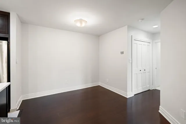 $275,000 | 18422 Bishopstone Court, Unit 313, Montgomery Village, MD 20886