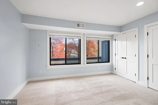 $275,000 | 18422 Bishopstone Court, Unit 313, Montgomery Village, MD 20886