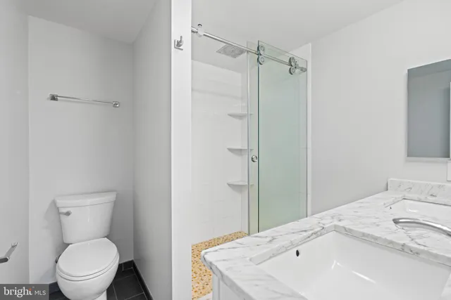 $275,000 | 18422 Bishopstone Court, Unit 313, Montgomery Village, MD 20886