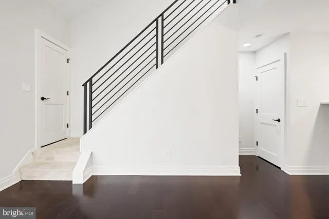 $275,000 | 18422 Bishopstone Court, Unit 313, Montgomery Village, MD 20886