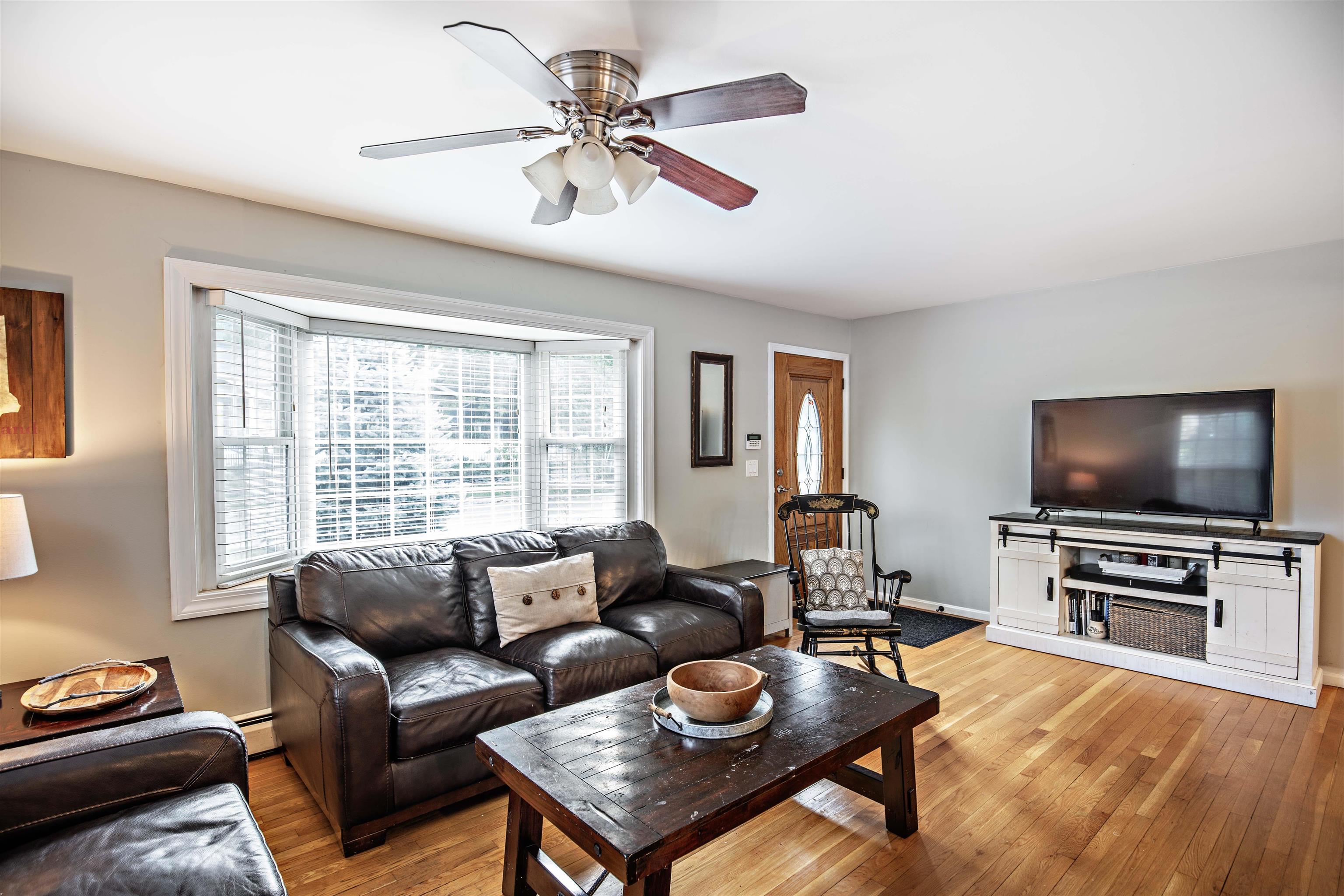 74 Birchwood Road Manchester, NH 03104 - Photo 25 of 27