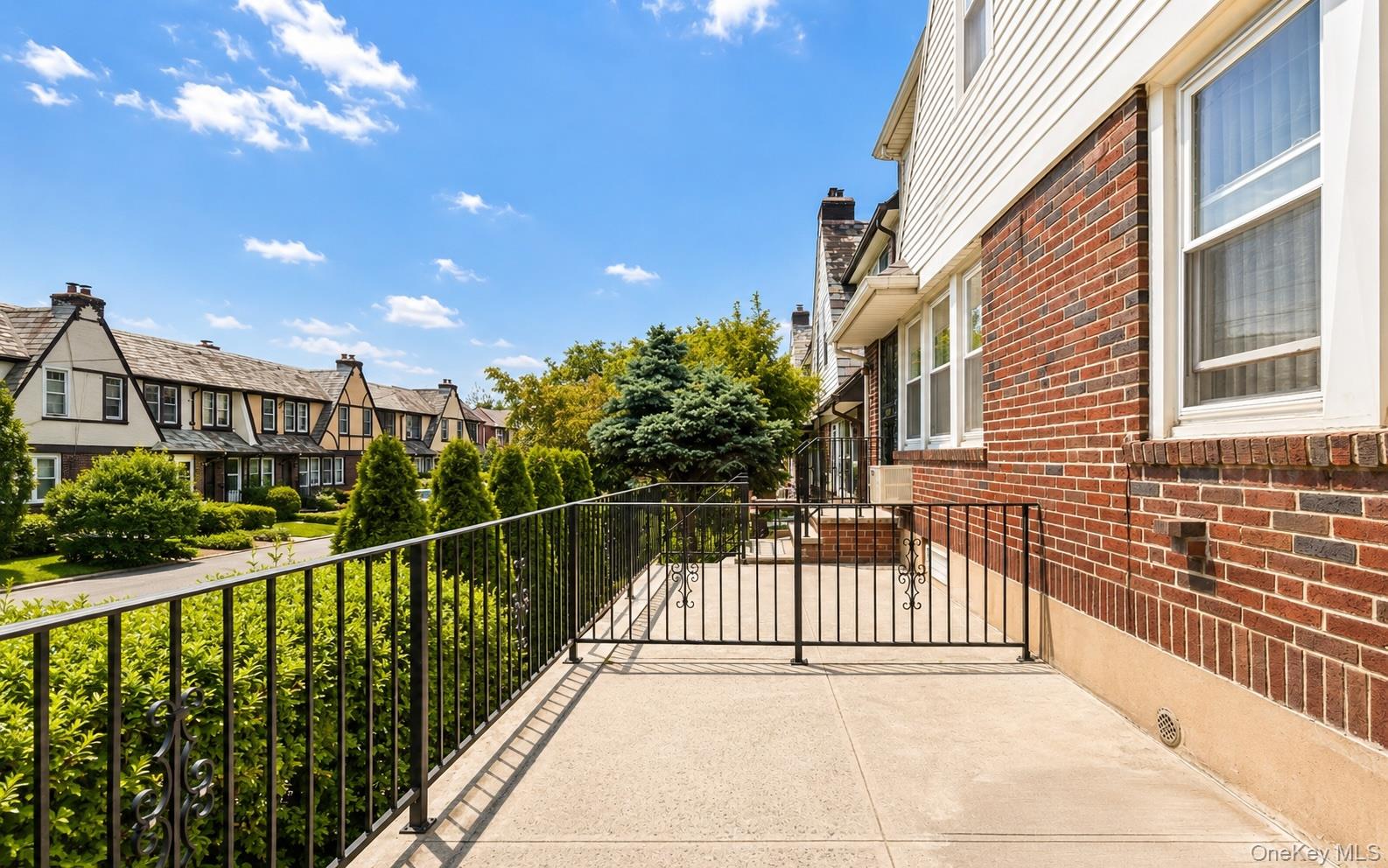67-99 Exeter Street Queens, NY 11375 - Photo 3 of 28