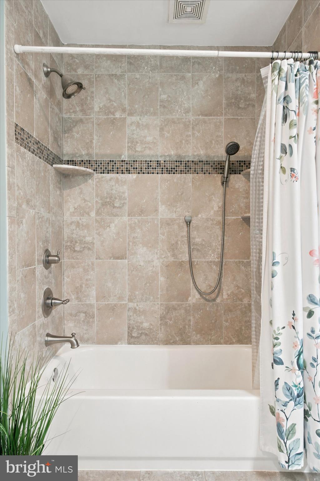 276 Ellis Road Havertown, PA 19083 - Photo 16 of 36