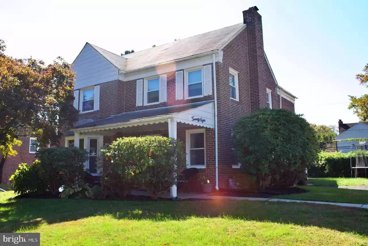 28 Johns Road Cheltenham, PA 19012 - Photo 2 of 19 Gallery Image 2