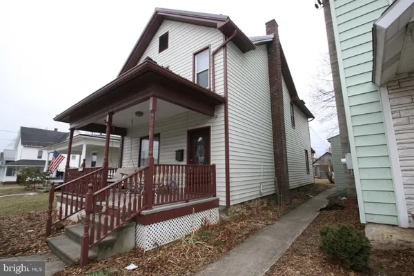 $99,000 | 48 East Market Street, Mount Union, PA 17066