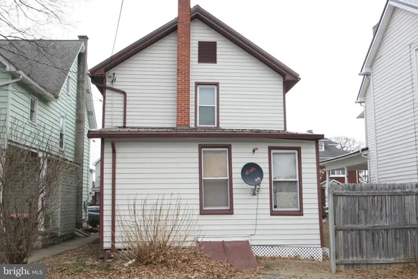 $99,000 | 48 East Market Street, Mount Union, PA 17066