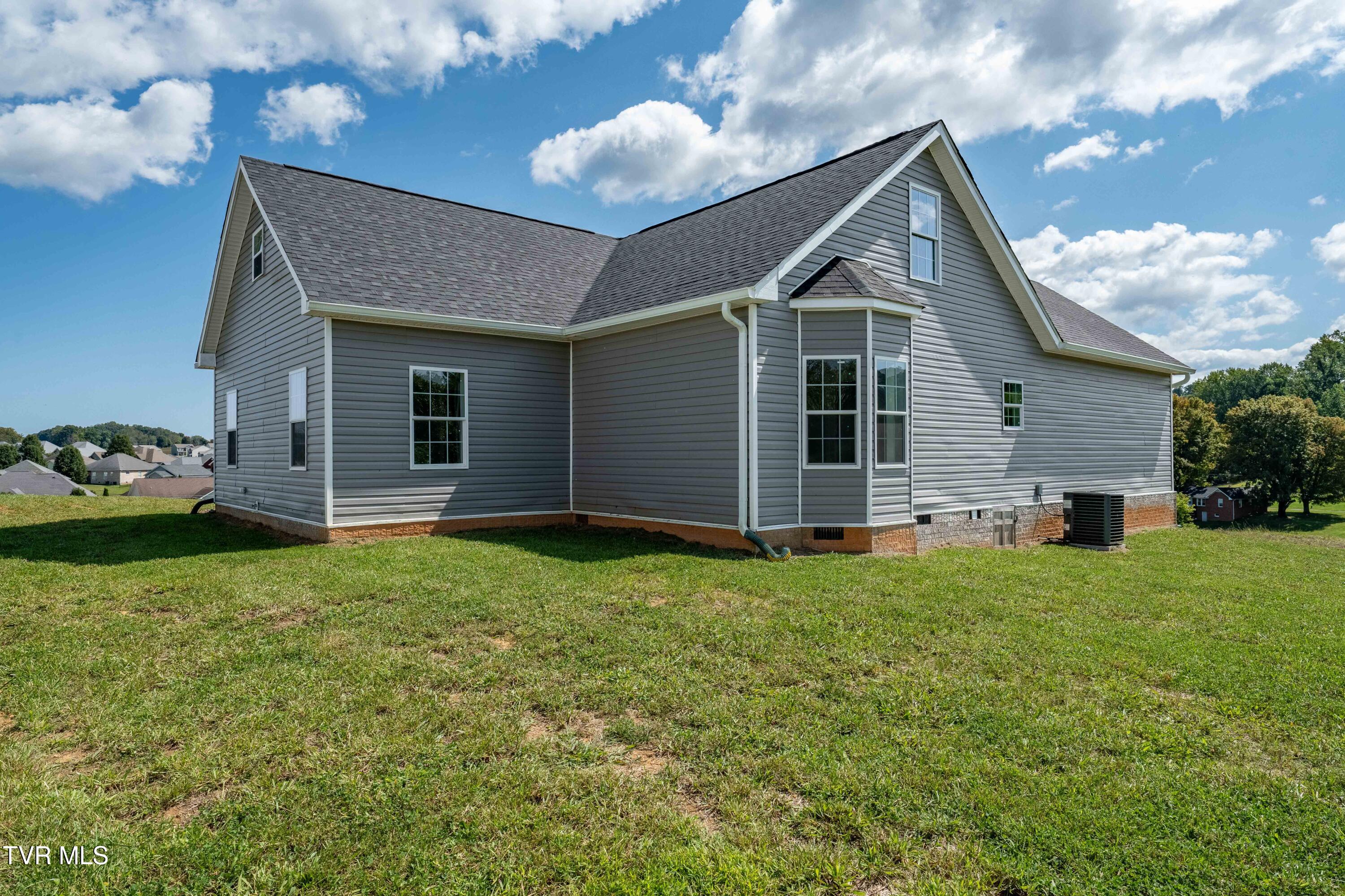 131 New Hope Road Jonesborough, TN 37659 - Photo 46 of 58 131 New Hope Road (25 of 28)