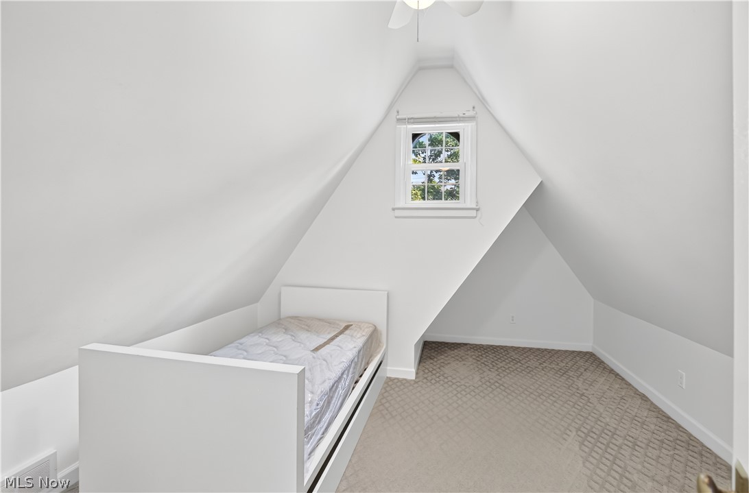 16305 Munn Road Cleveland, OH 44111 - Photo 27 of 36