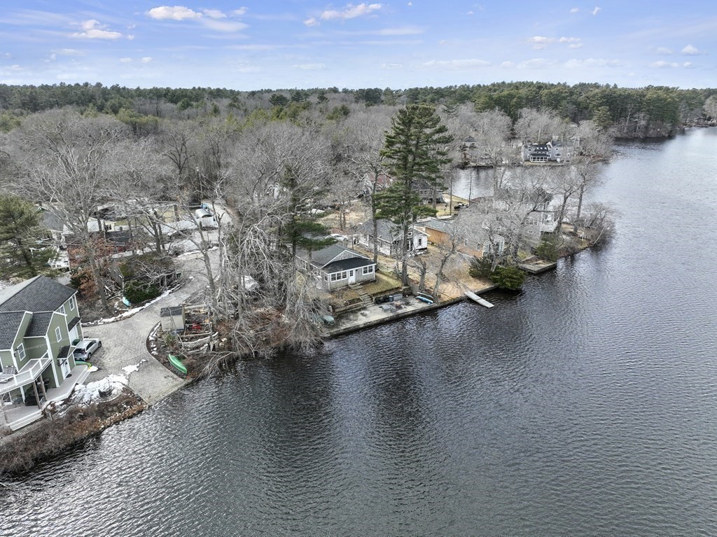 52 Taylor Point Road Pembroke, MA 02359 - Photo 32 of 41 Gallery Image 32