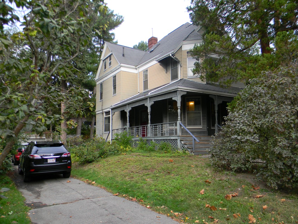 80 Toxteth Street Brookline, MA 02446 - Photo 2 of 17 Gallery Image 2