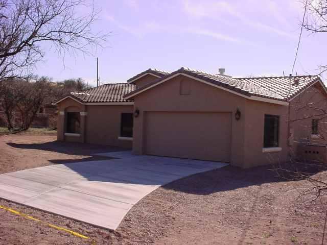884 Circulo Guerrero Rio Rico, AZ 85648 - Photo 1 of 9