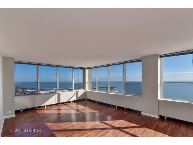 655 West Irving Park Road, Unit 4202 Chicago, IL 60613 - Photo 2 of 11