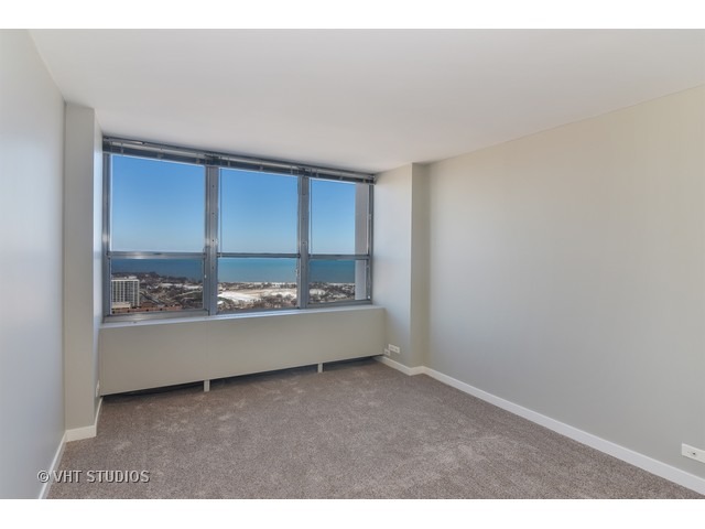 655 West Irving Park Road, Unit 4202 Chicago, IL 60613 - Photo 8 of 11