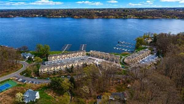 $329,000 | 261 Bay Village Drive, Irondequoit, NY 14609